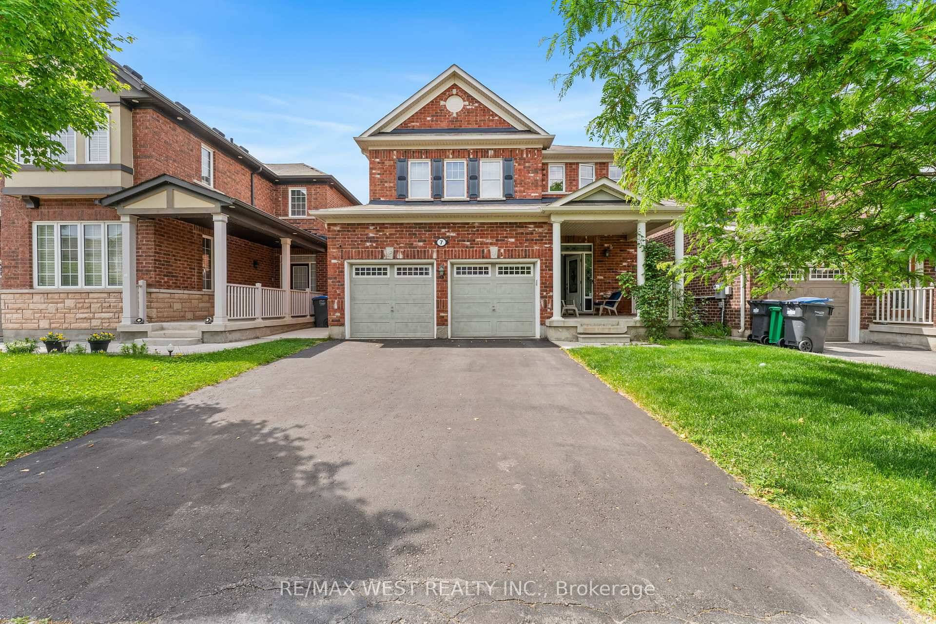 Welcome to this newly and thoughtfully renovated 4 bedroom detached home, nestled in one of Brampton's most sought after neighbourhoods.
