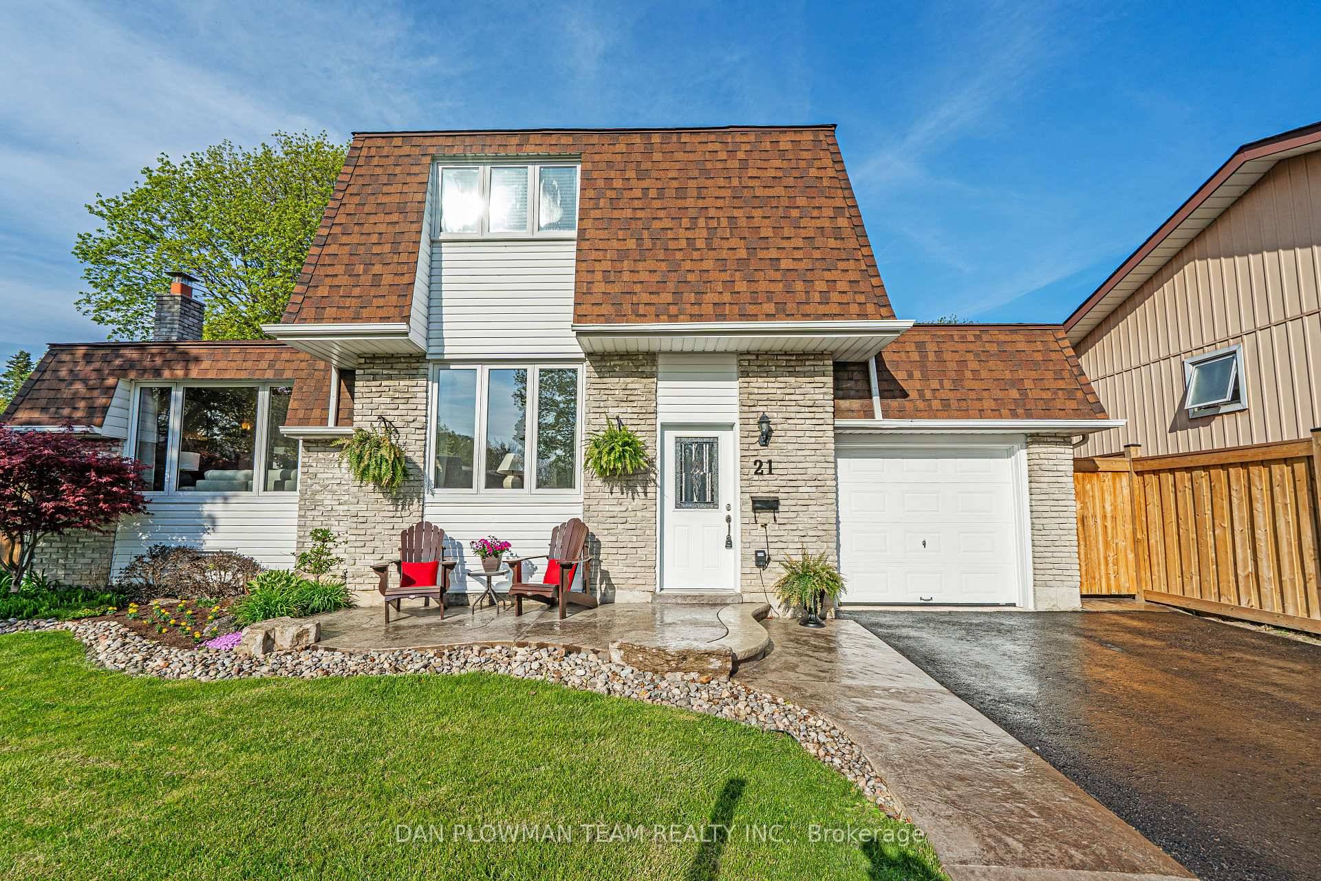Welcome To Your Forever Home, Where Cherished Memories Are Waiting To Be Made !