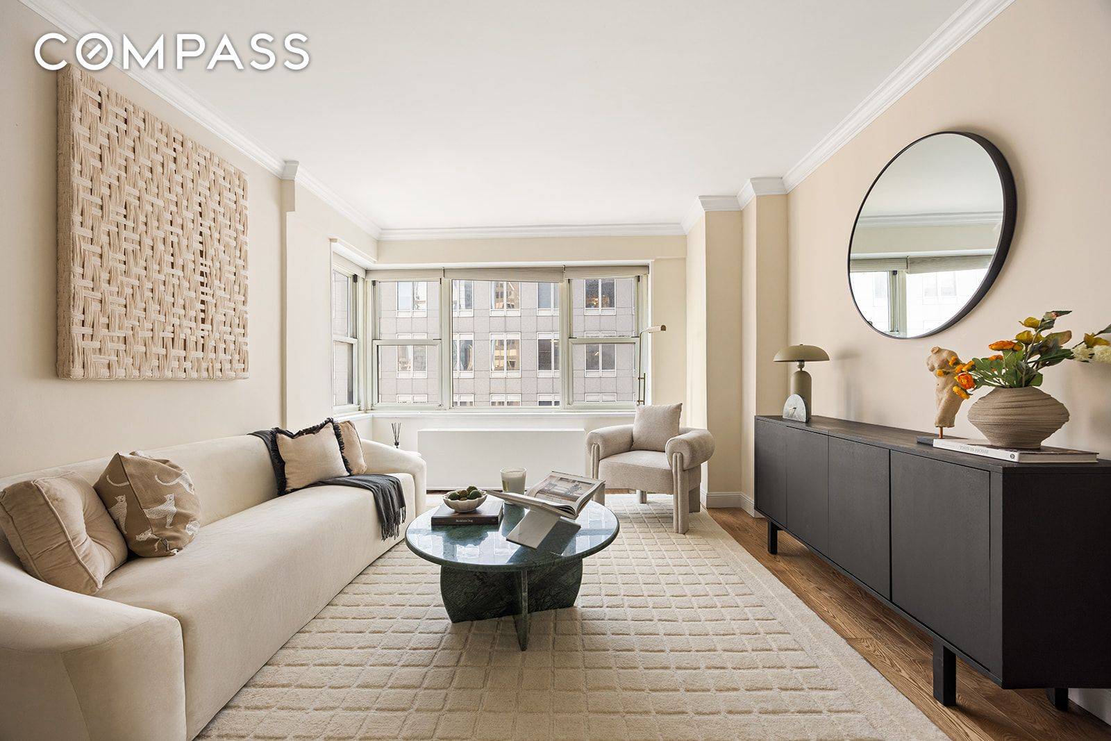 Experience the pinnacle of sophisticated living at Tower 53, a premier full service building in the heart of Midtown.