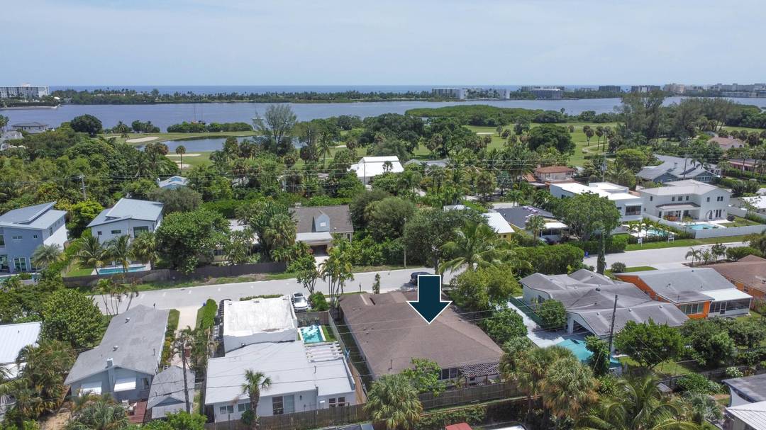 Gorgeous and private coastal home tucked away in one of South Florida's most desirable neighborhoods Lake Worth Beach's Palmway corridor.