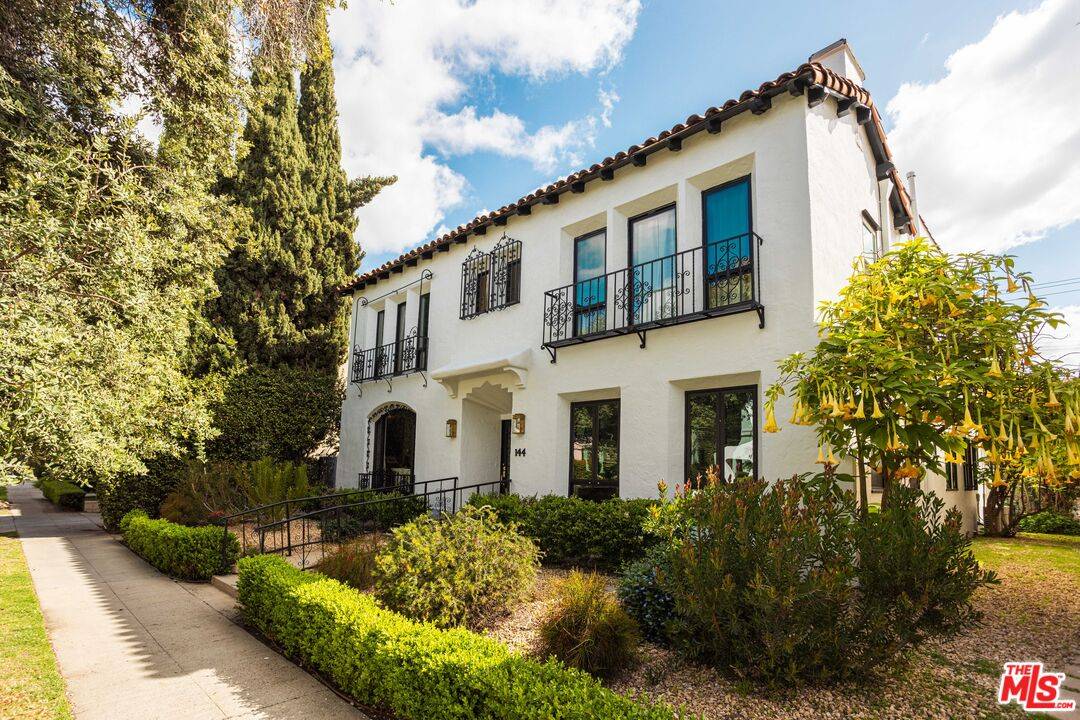 144  N Clark Dr 8BR Beverly Grove La