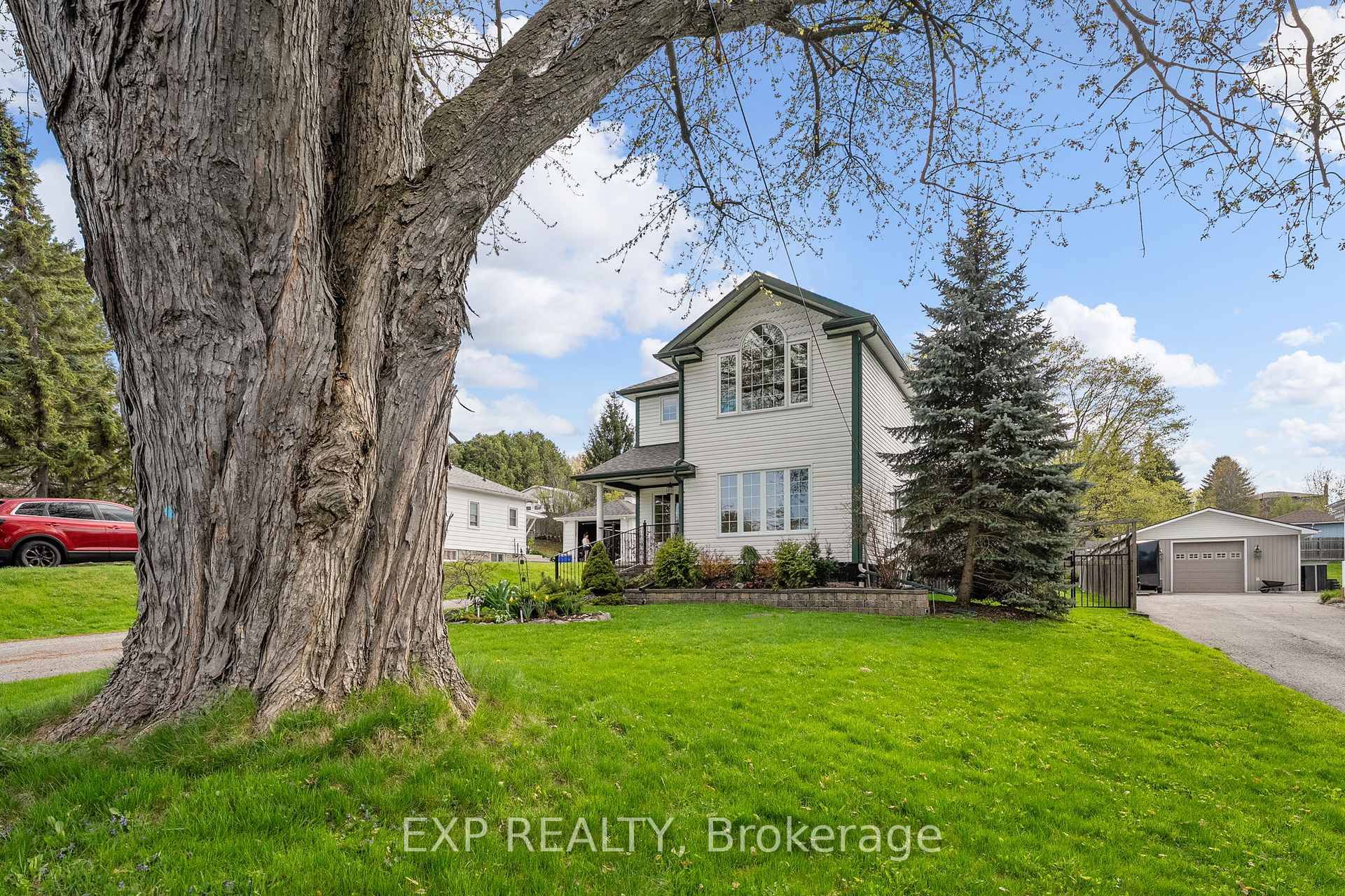 Craving small town country living ?
