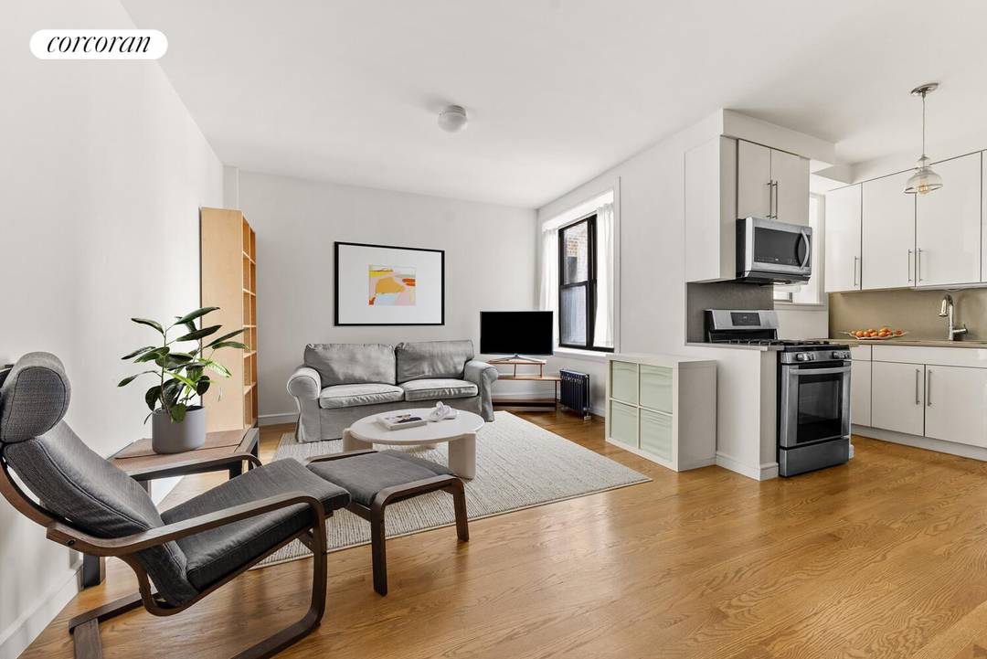 710 Riverside Drive, Unit 2D 2 Bedroom Condo with Direct Riverside Park amp ; Hudson River Views Welcome to 710 Riverside Drive, Unit 2D, a move in ready two bedroom, ...