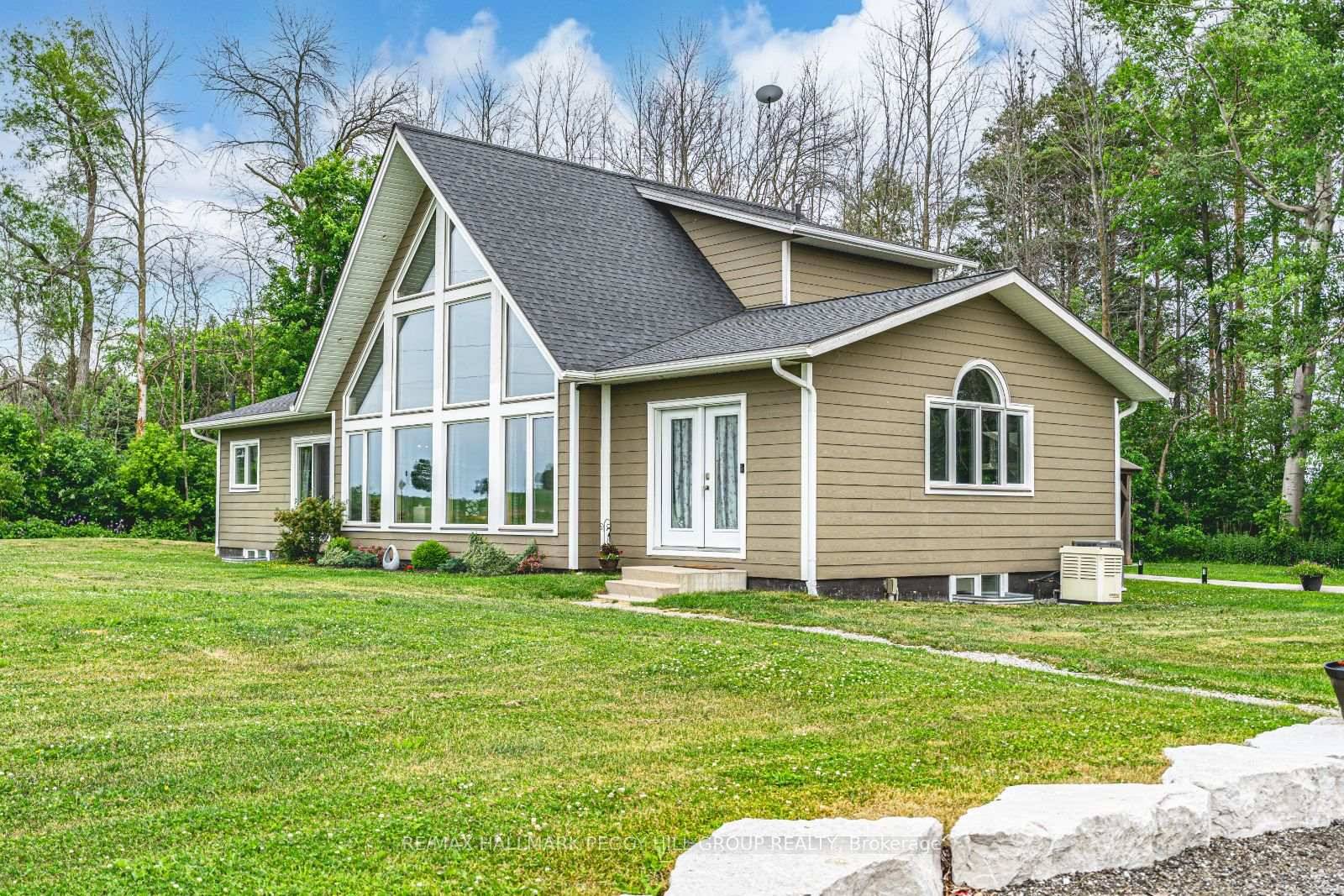 BOLD ARCHITECTURE, LUXURY UPGRADES, A HEATED 3 BAY SHOP, amp ; SEPARATE 200 AMP SERVICE TO BOTH THE HOUSE amp ; THE SHOP ON OVER HALF AN ACRE OF COUNTRY ...