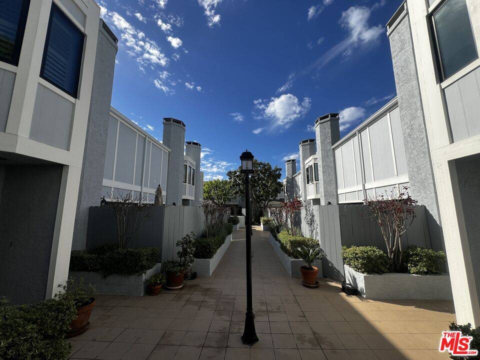 1044   20th St 2BR Santa Monica La