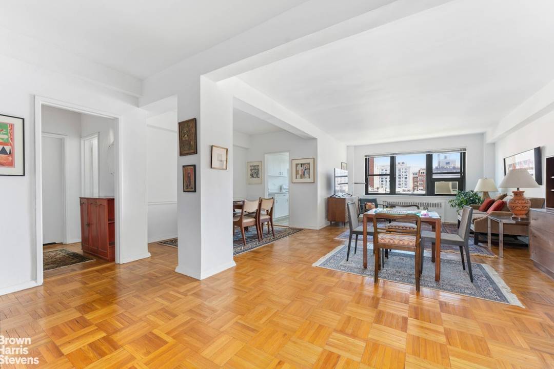 Enormous 1BD Offers Quiet, Light amp ; Views SPACIOUS, GRACIOUS and SERENE, this sprawling one bedroom home is larger than some two bedroom apartments in Schwab House.