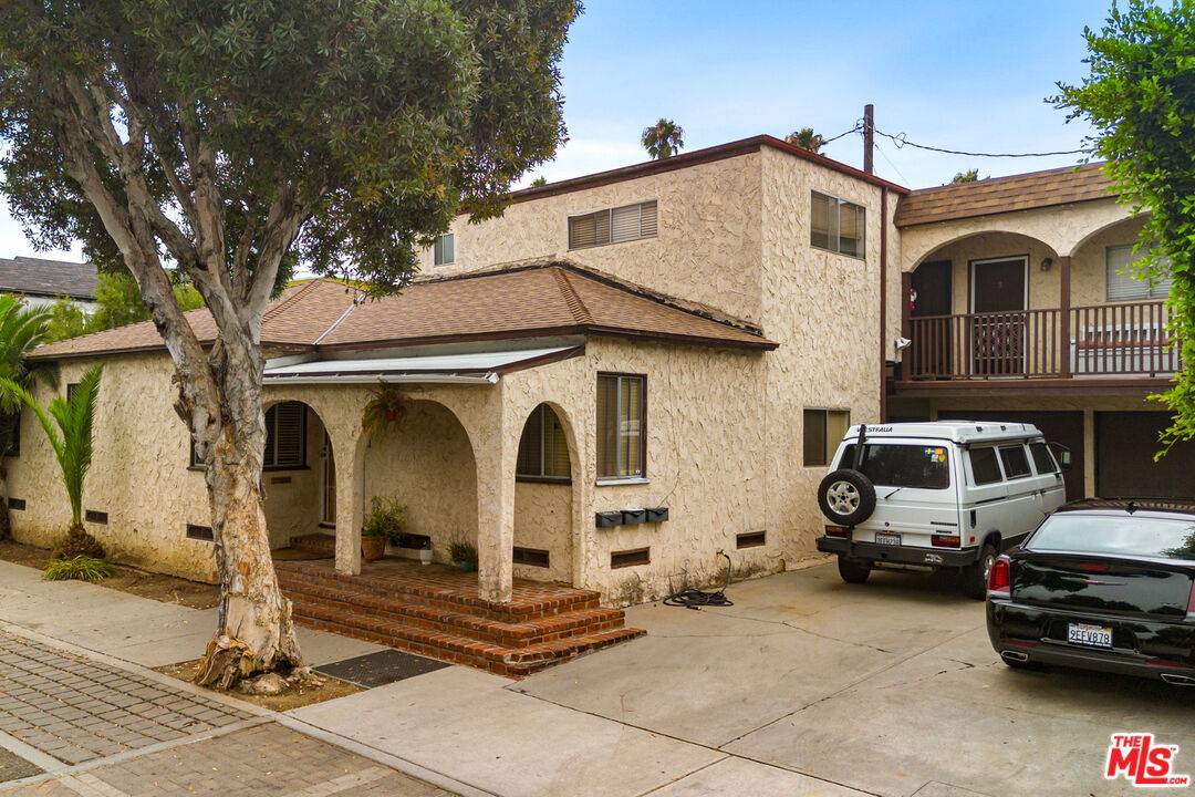 802 Ozone St 3BR Santa Monica La