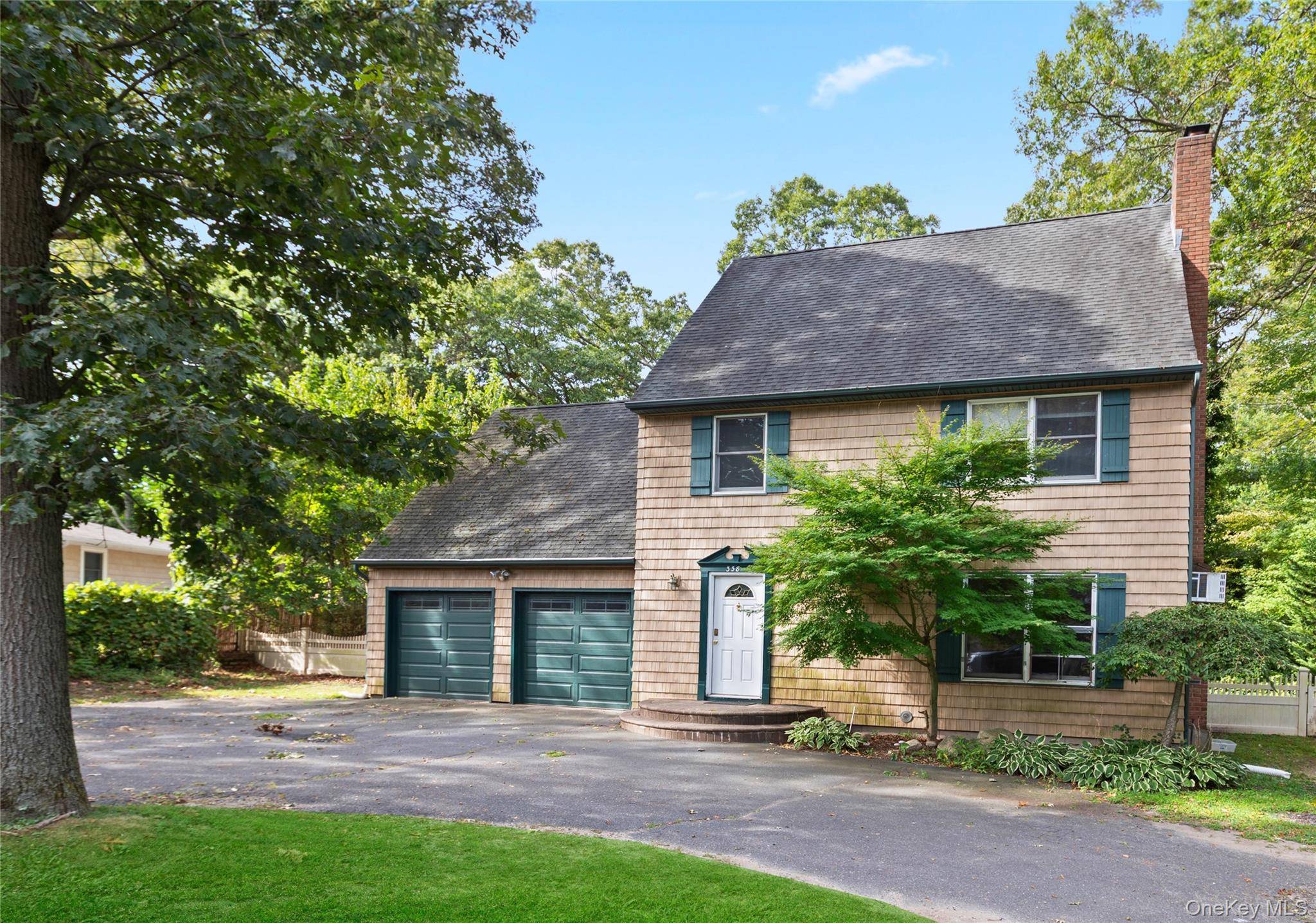 Step into this spacious and inviting 4 bedroom, 3 bathroom Colonial perfectly designed to accommodate everyone with comfort and style.