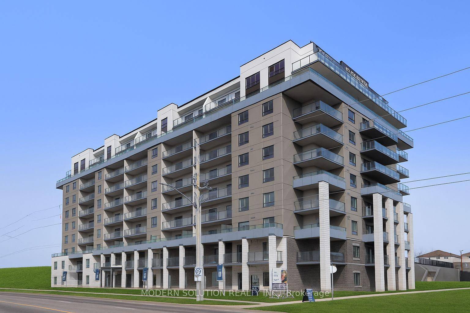 Welcome to this beautifully designed 2 bedroom, 2 bath PLUS Den condo offering 1, 115 square feet of stylish and functional living space in one of Guelphs most desirable communities.