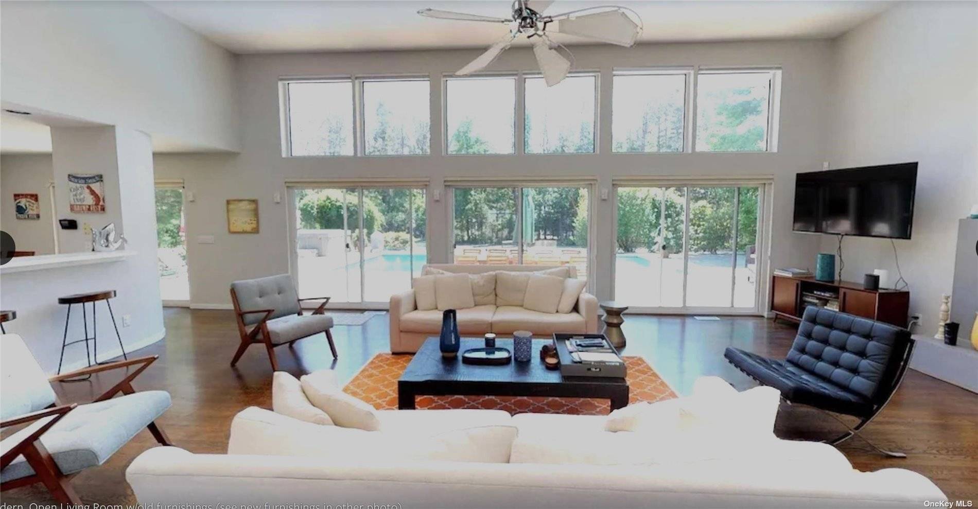 Enjoy The Ultimate Hamptons House, This Contemporary Bright And Airy Contemporary Home Boasts 5 Bright And Spacious Bedrooms, 3.