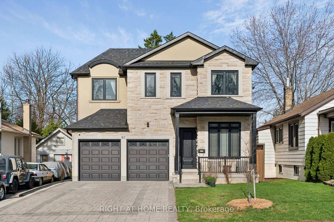 Commuters paradise, 19 minutes to Union Station !