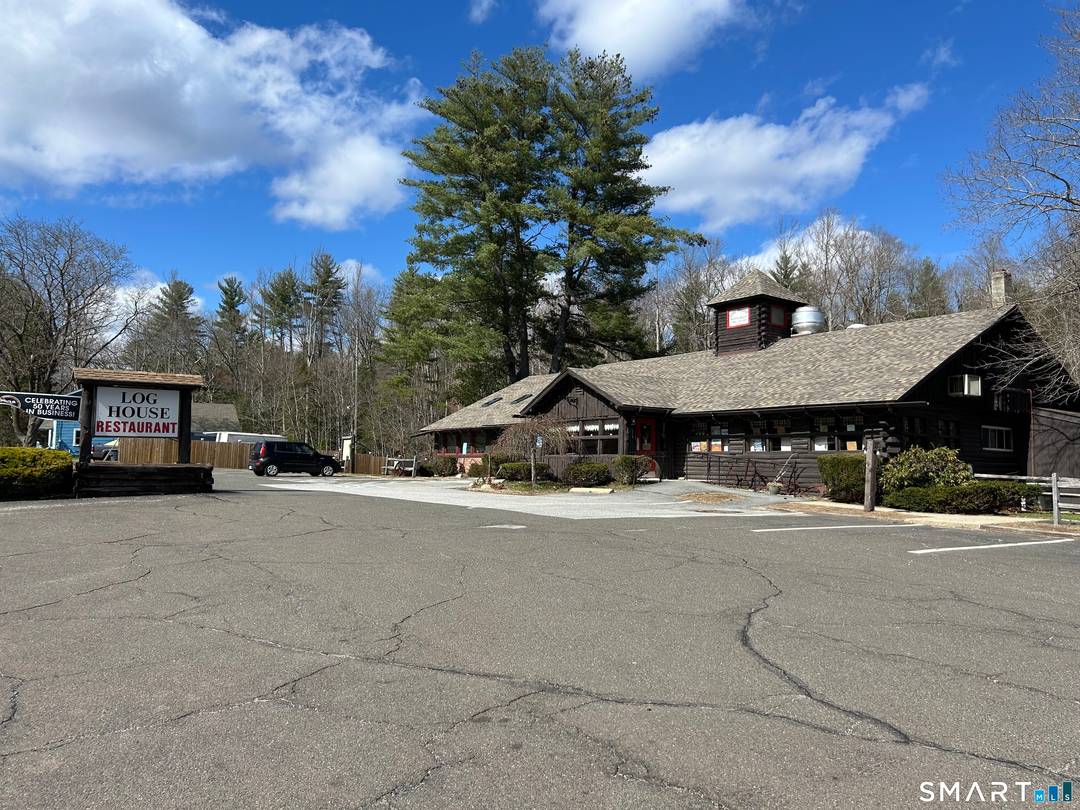 PRIME commercial opportunity in Barkhamsted, CT !