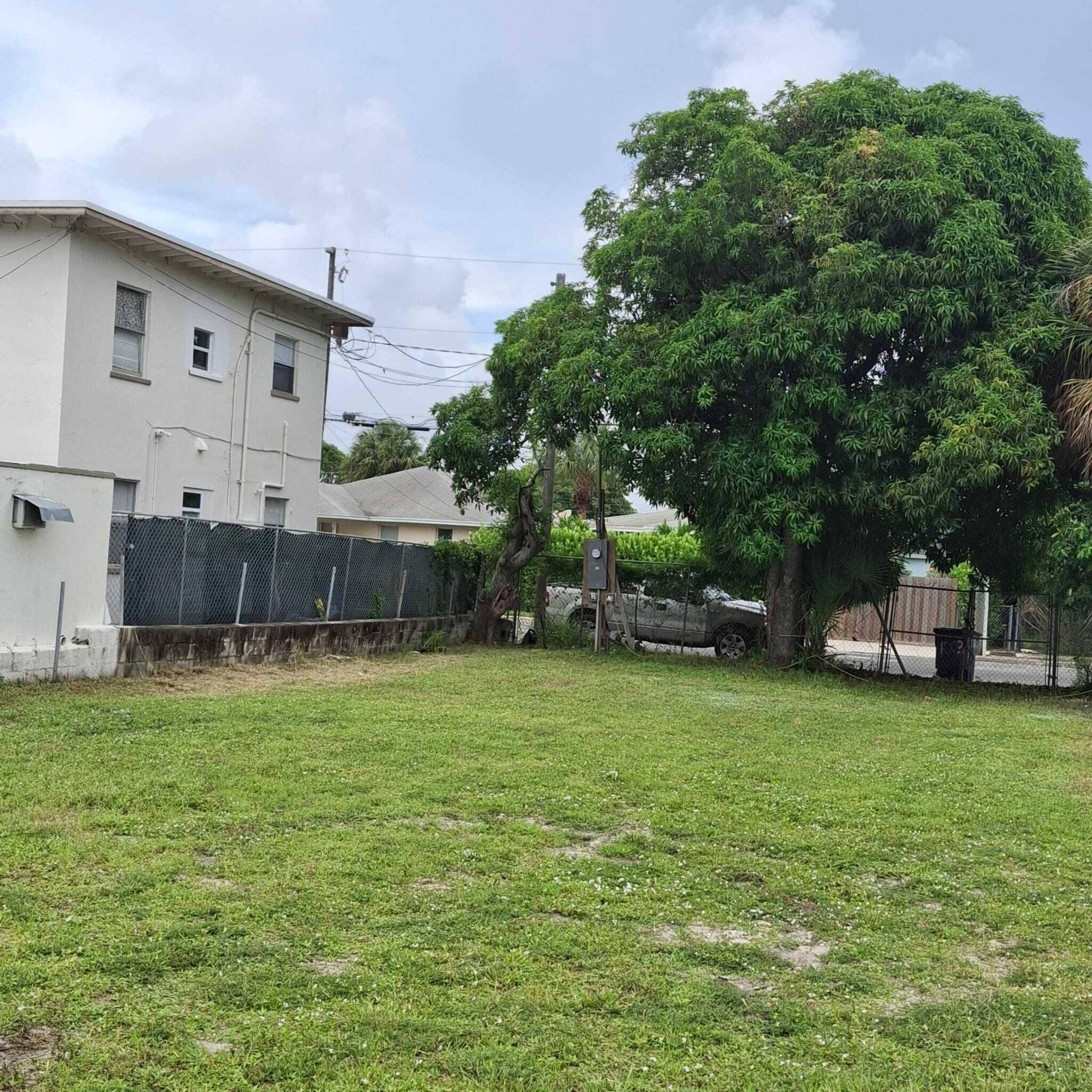 Prime Opportunity in West Palm Beach's Coleman Park Redevelopment Area !