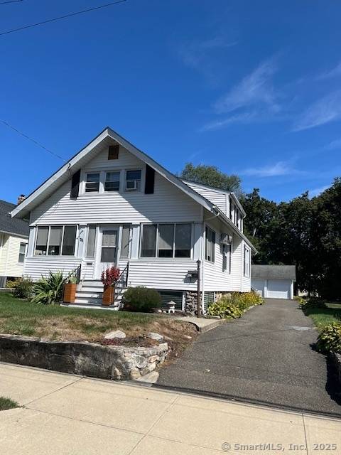 1st level Living room, dining room, kitchen, primary bedroom, 2nd bedroom, front and rear porch, 1 1 2 baths 2nd level Living room, kitchen, office, bedroom and 1 bath.