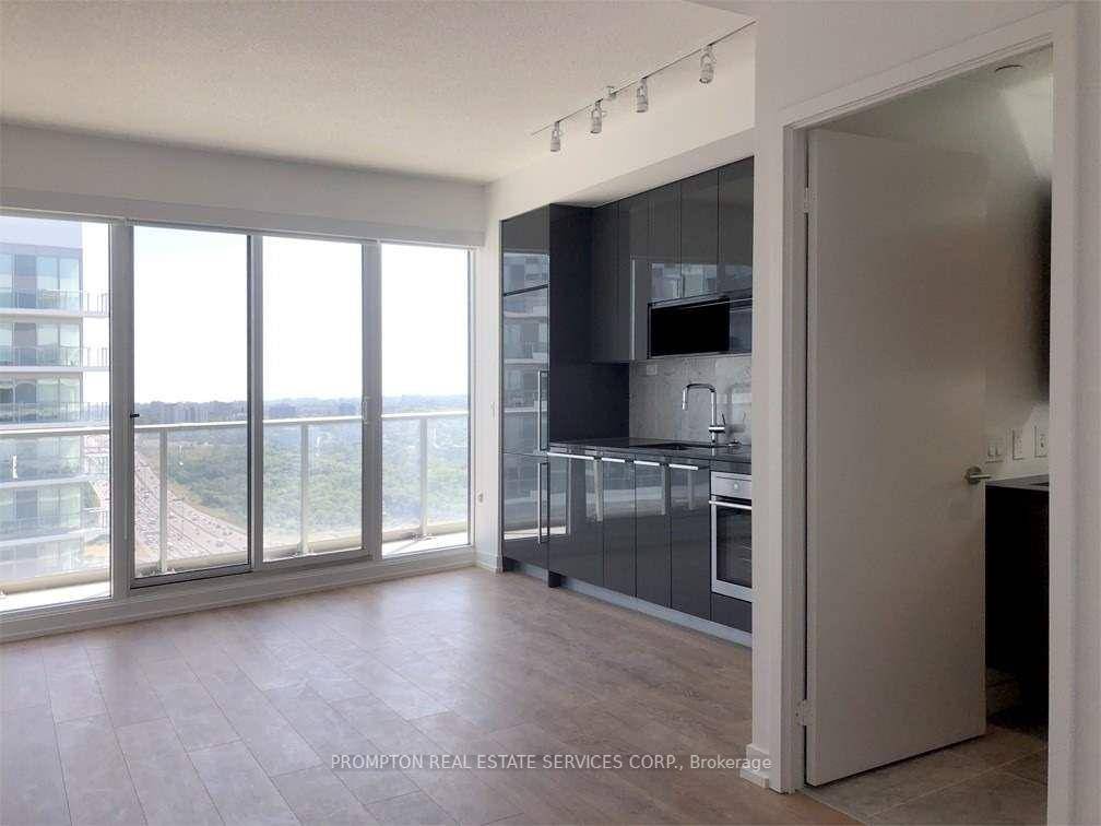 Enjoy A Seamless Transition And Live With Ease In This Professionally Managed Suite.