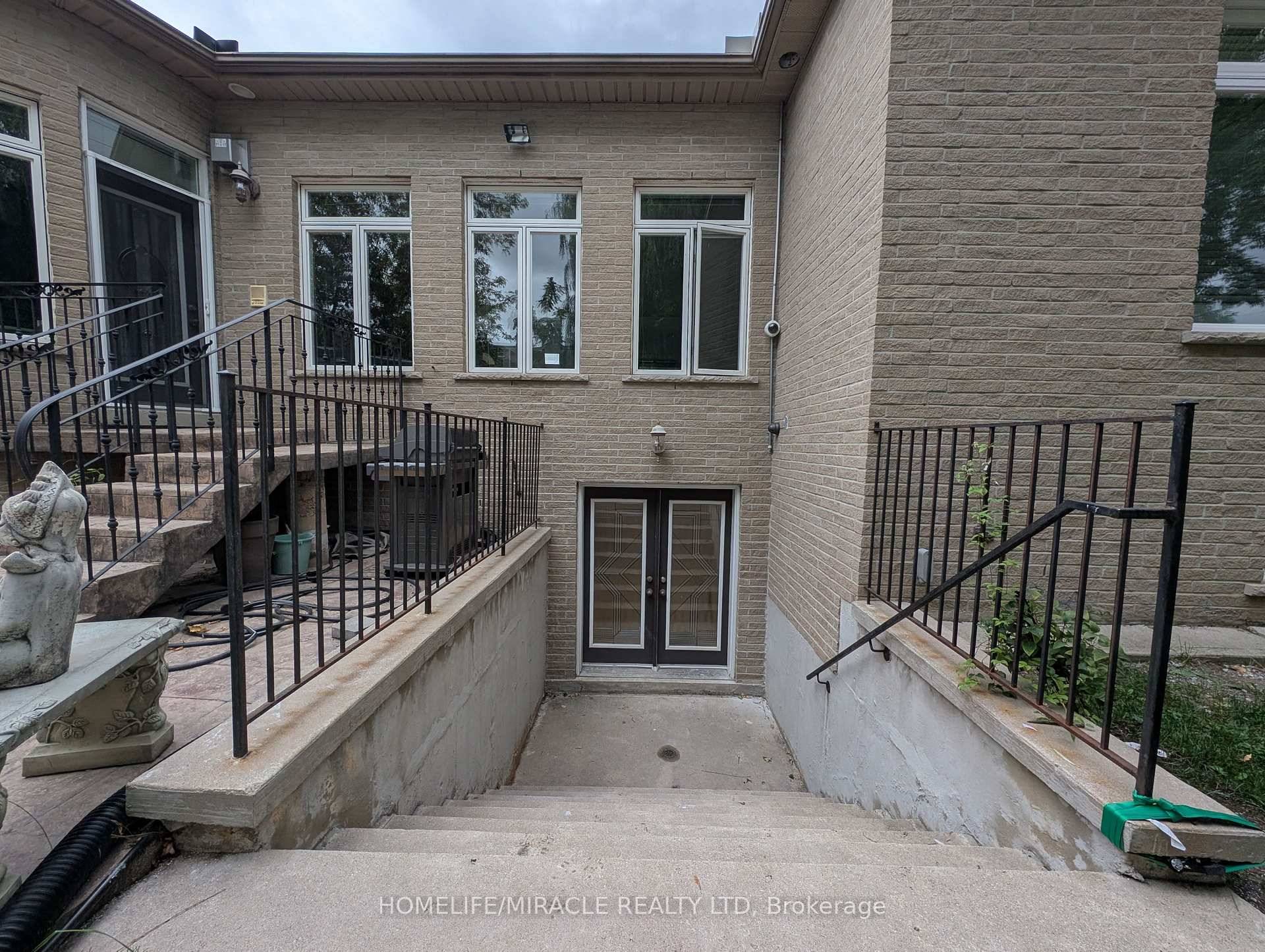 Discover this exceptionally spacious and beautifully finished basement apartment, offering an incredible 1, 300 square feet of comfortable living space.