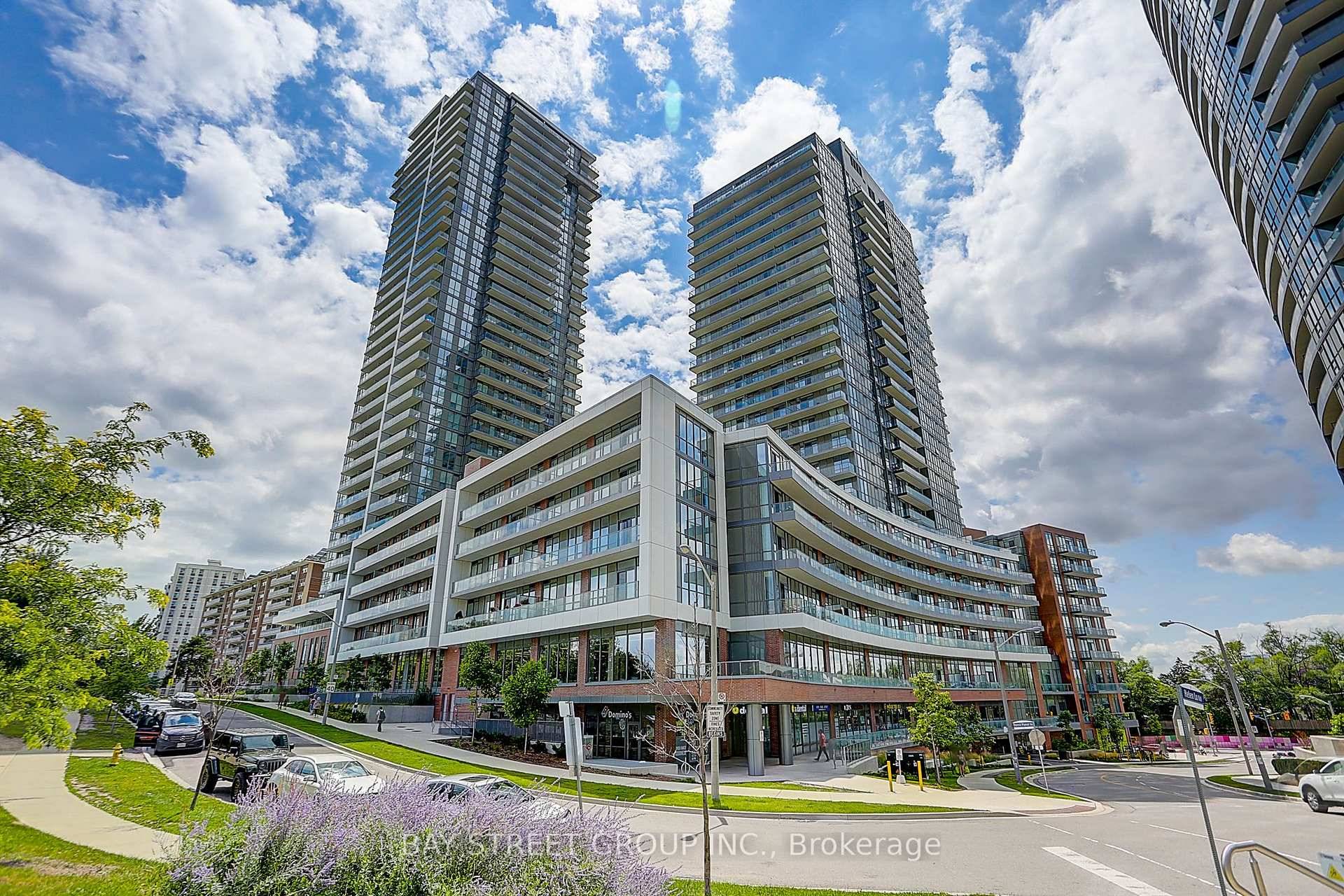 Welcome to Suite 1606 at 32 Forest Manor Rd a Bright, Spacious and Modern 1 1 Den With 2 Bath condo in a North York Amazing location !
