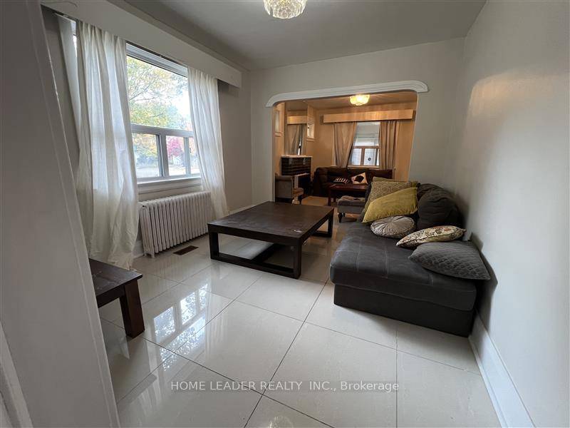 Bright, spacious, and fully renovated 2 bedroom unit featuring 1 washroom, ensuite laundry, stainless steel fridge and stove, a lovely deck, and forced air heating with air conditioning.
