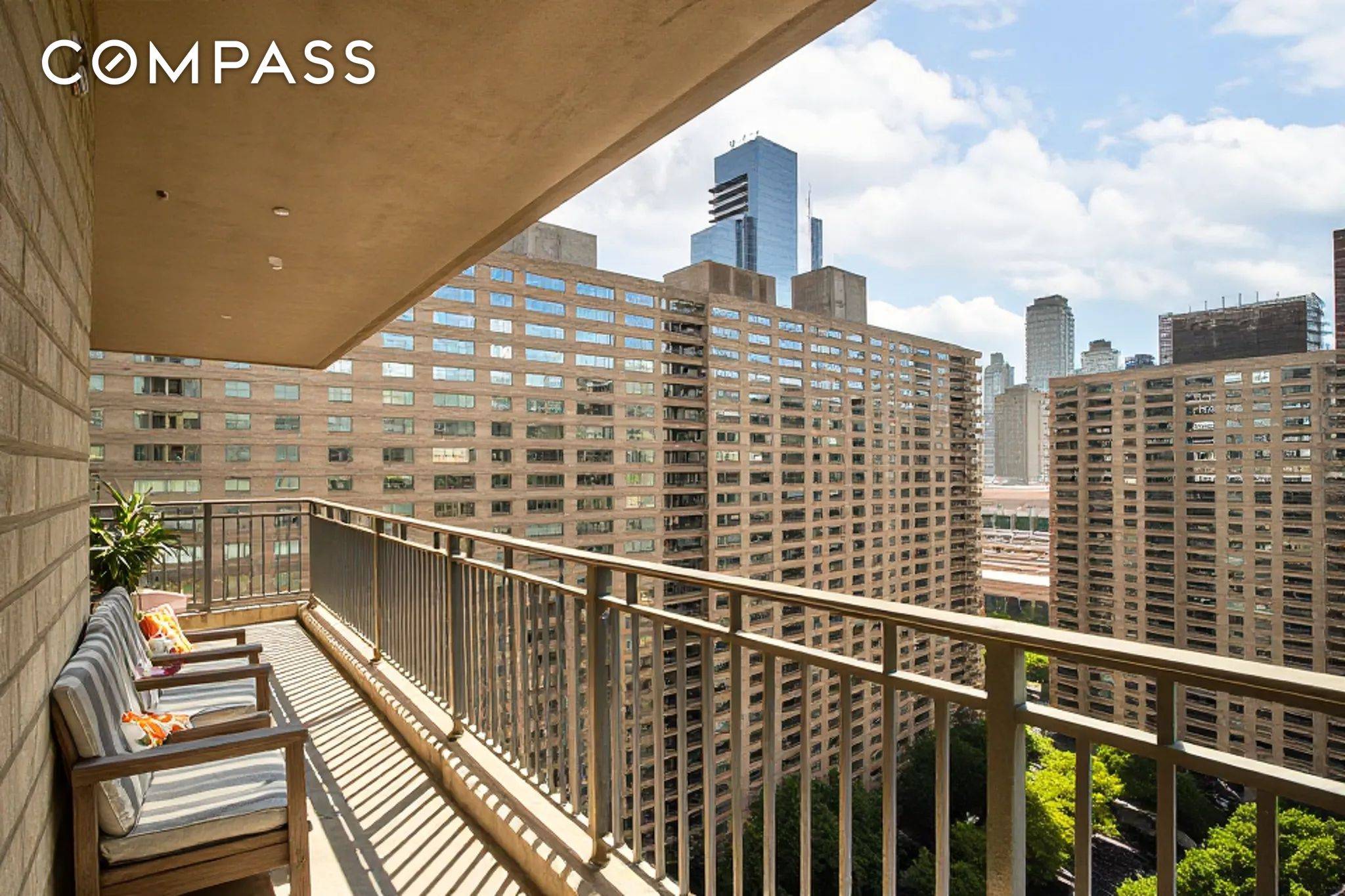 NEW to MARKET ! This spacious, corner, high floor 2 bed 2 bath residence offers an elegant retreat in the heart of the city with a 32 Sq Ft TERRACE ...