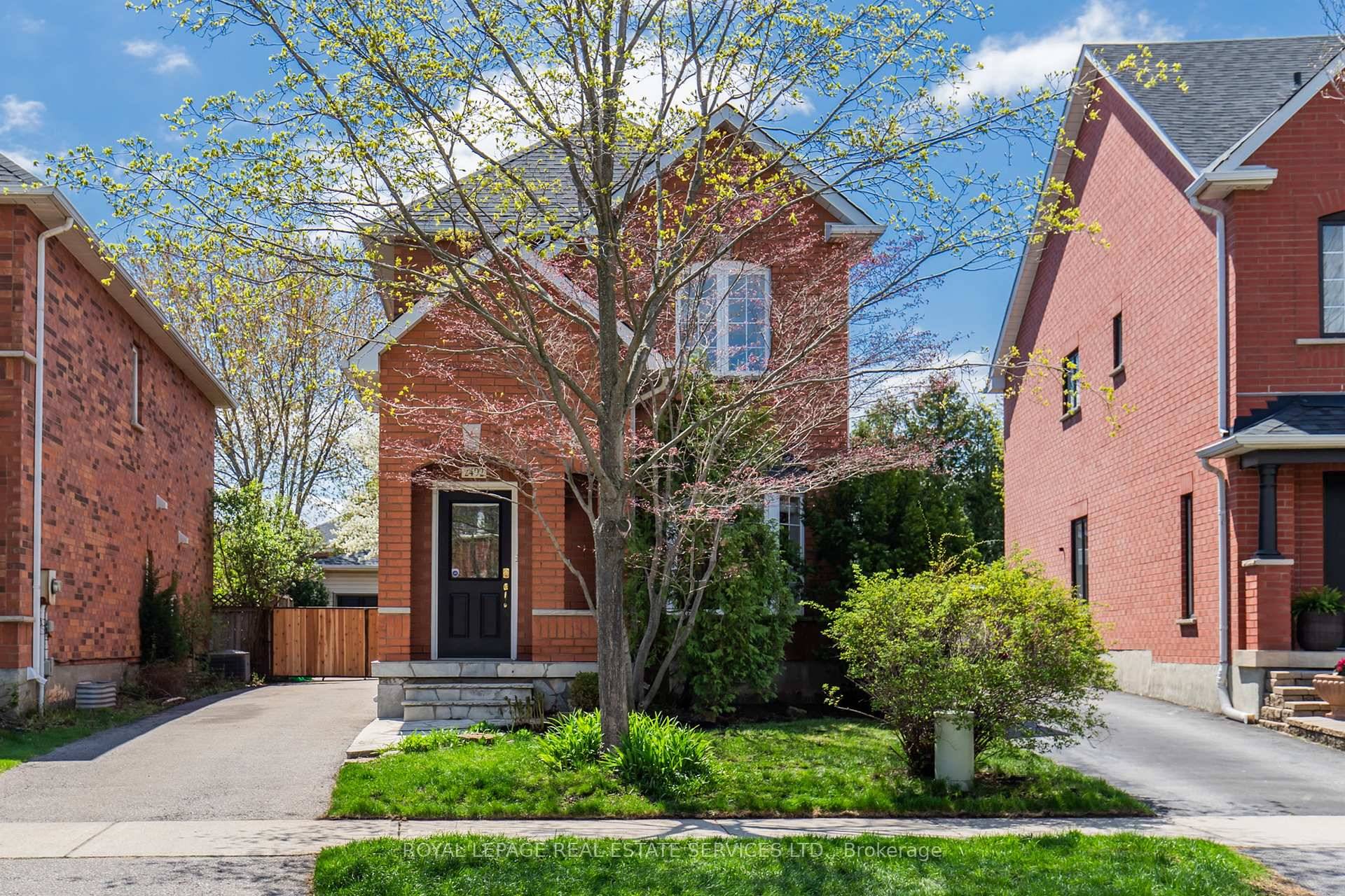 Wonderful 3 Bedroom, 2. 5 Bath detached home on a quiet street in desirable River Oaks.