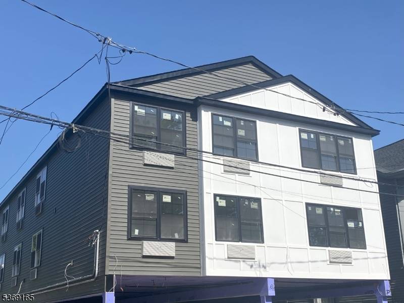 Welcome to a rare opportunity to own a brand new, fully vacant 7 unit investment property located in a high demand rental market.