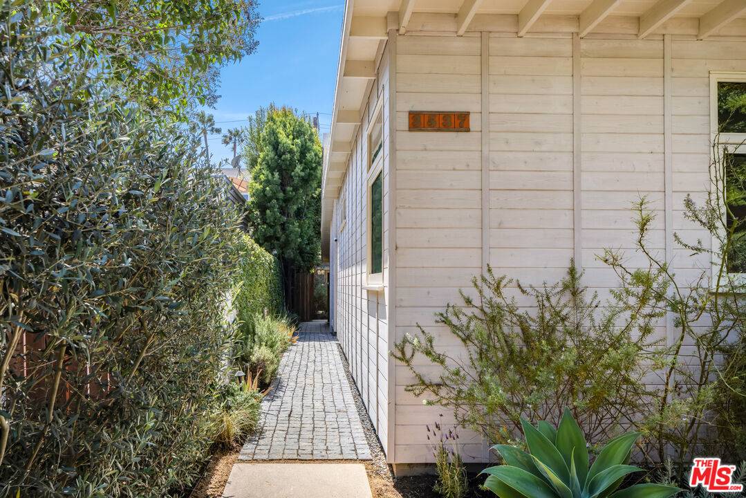 3537   Beethoven St 3BR Marina Del Rey La