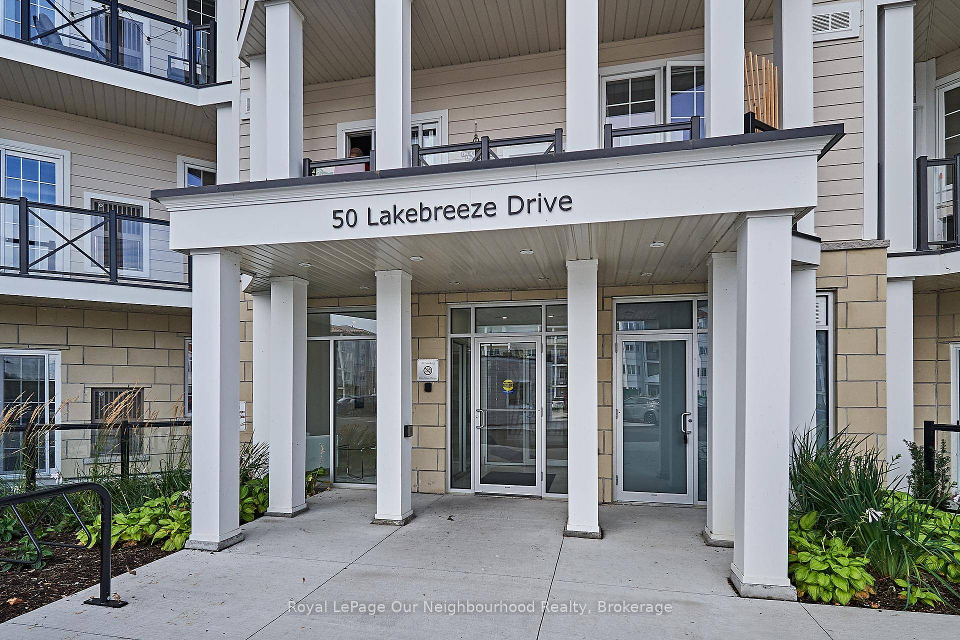 Welcome to your dream lakeside retreat a beautifully designed, open concept condo that effortlessly blends contemporary elegance with the serenity of waterfront living.