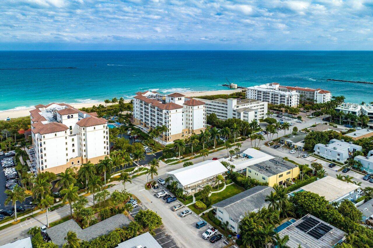 Renovated 1bed 1 bath first floor condo approx 200 steps from the beach right across the street.