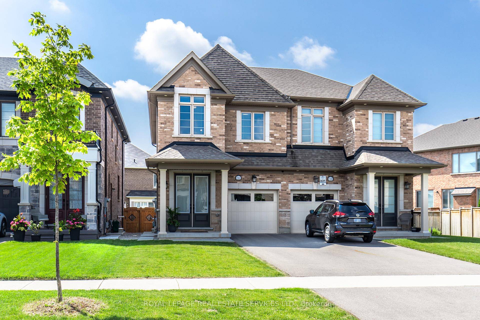 Beautiful 2 storey 3 Bedroom, 4 Bathroom family home with high end finishes throughout, located in a desirable area in Milton.