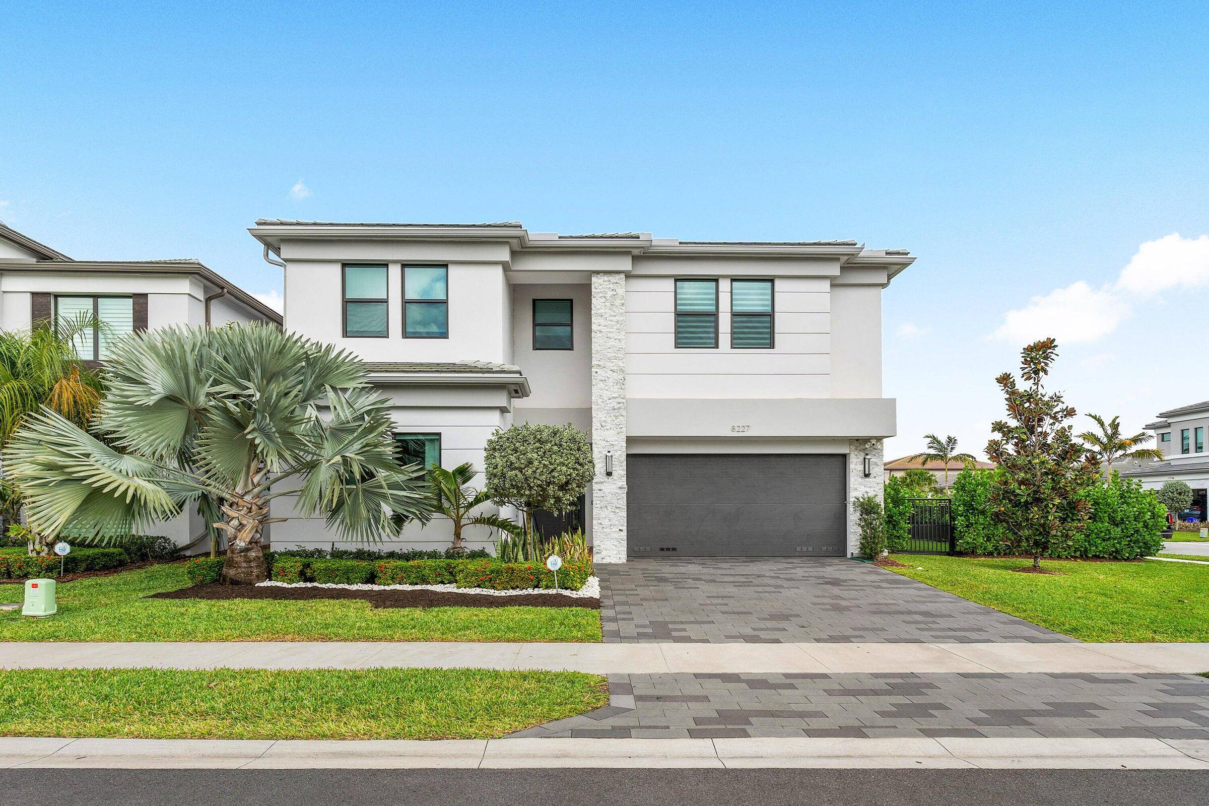 Minimum of 6 month lease, 650 credit score, HOA approval can take up to 30days.