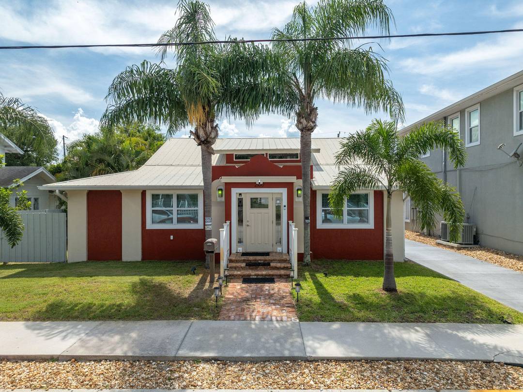 Historic Rock Roll Landmark Home Fully Renovated Masterpiece in Downtown MelbourneStep into a rare piece of music history with this completely transformed 1918 residence, famously known as the birthplace of ...