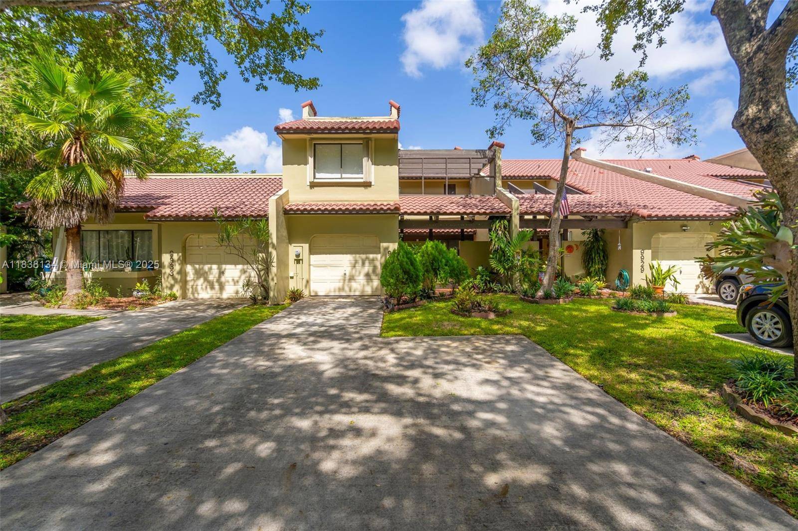 Welcome to this elegant townhome located in a prestigious golf course community of Costa Del Sol offering the perfect blend of comfort, style, and leisure living.