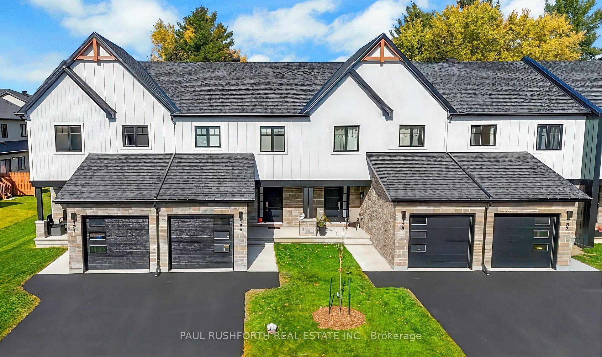 This 3 bed, 3 bath middle unit townhome has a stunning design and from the moment you step inside, you'll be struck by the bright amp ; airy feel of ...