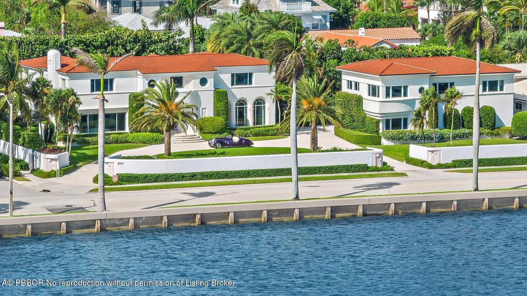 On the West Palm Beach waterfront this 1937 Belford Shoumate iconic architectural legacy beautifully bridges its nautical moderne heritage with today's modern luxury.
