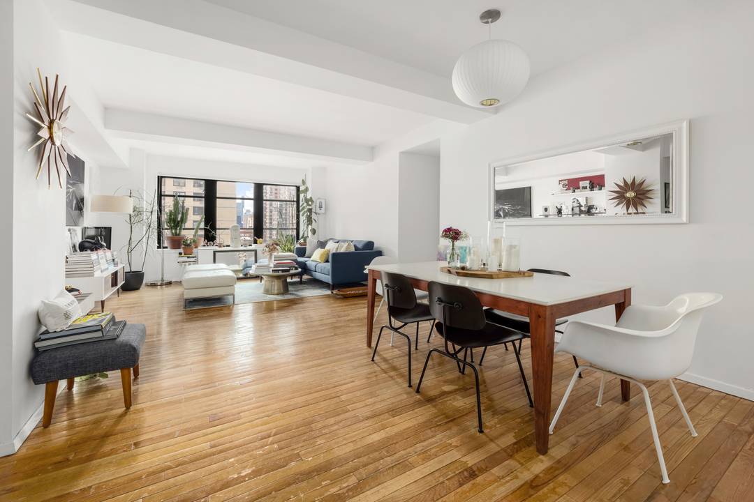 Residence 10F at the Sophia Condominium offers an exceptional opportunity to own a thoughtfully designed home in one of Manhattan's most central and convenient locations.