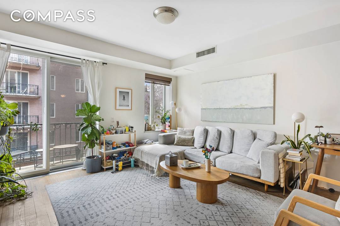 Large, three bedroom, two bathroom condo in Park Slope, Brooklyn.