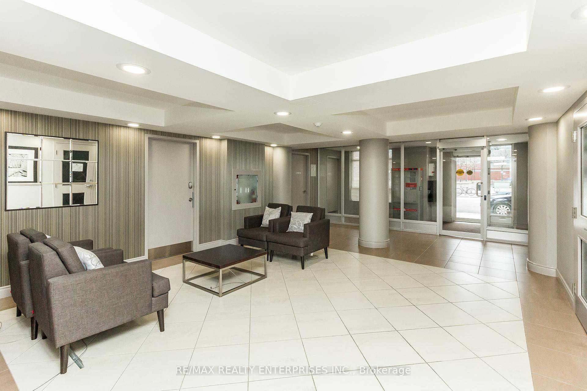 Bright and spacious, this split layout 2 bedroom, 2 bath condo has a 99 walk score.
