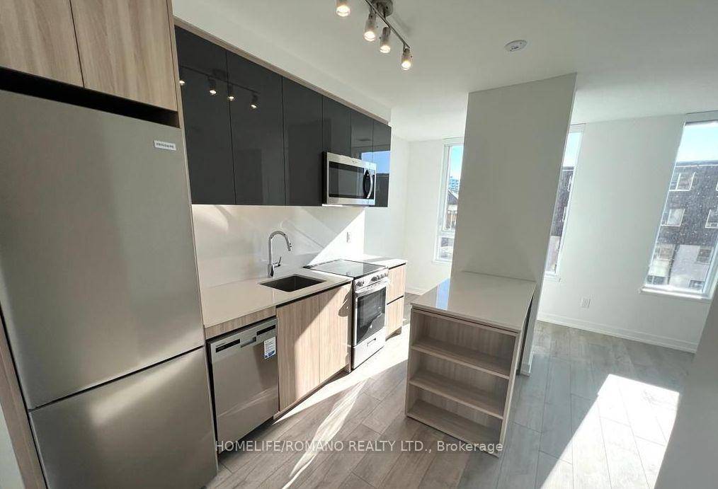 Discover The Keeley, an exceptional address in the heart of North York's lively Downsview Park community.