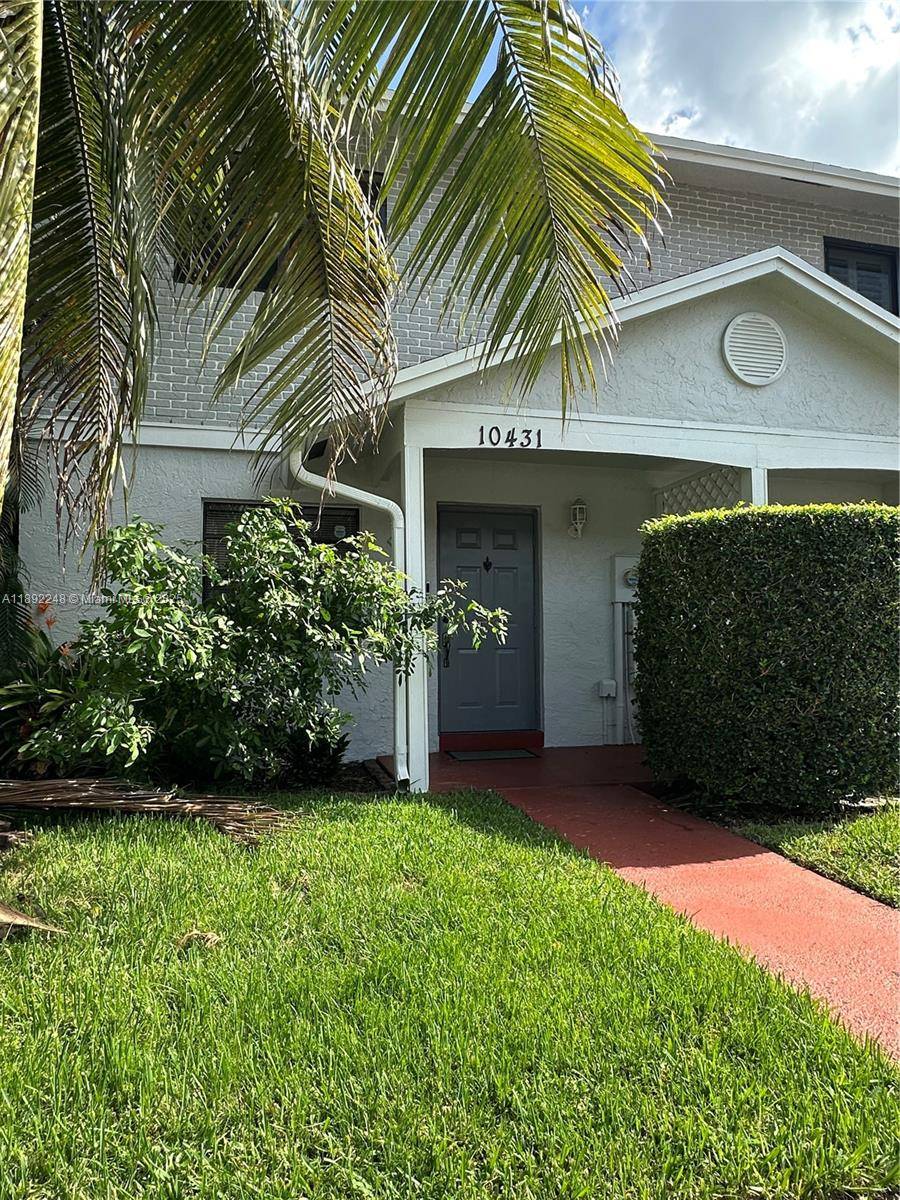 Great townhouse for sale !