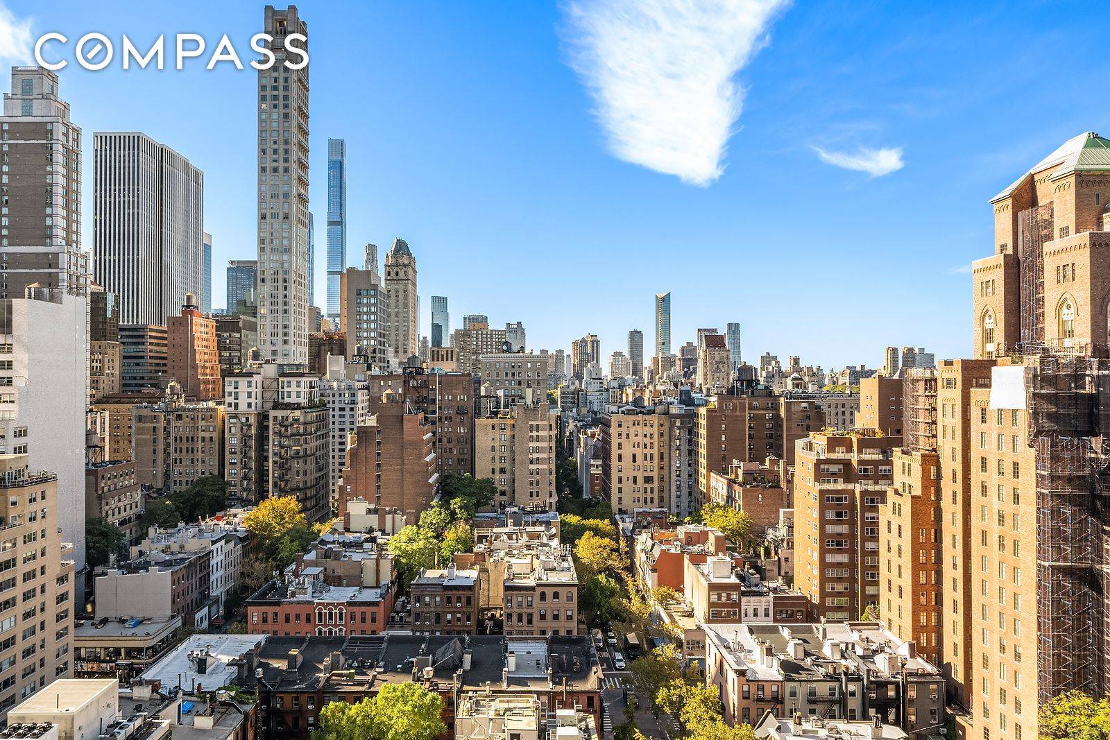 Welcome to Residence 167 E 61st Street an exquisite high rise sophisticated residence perched on the 20th floor in a full service luxury building.