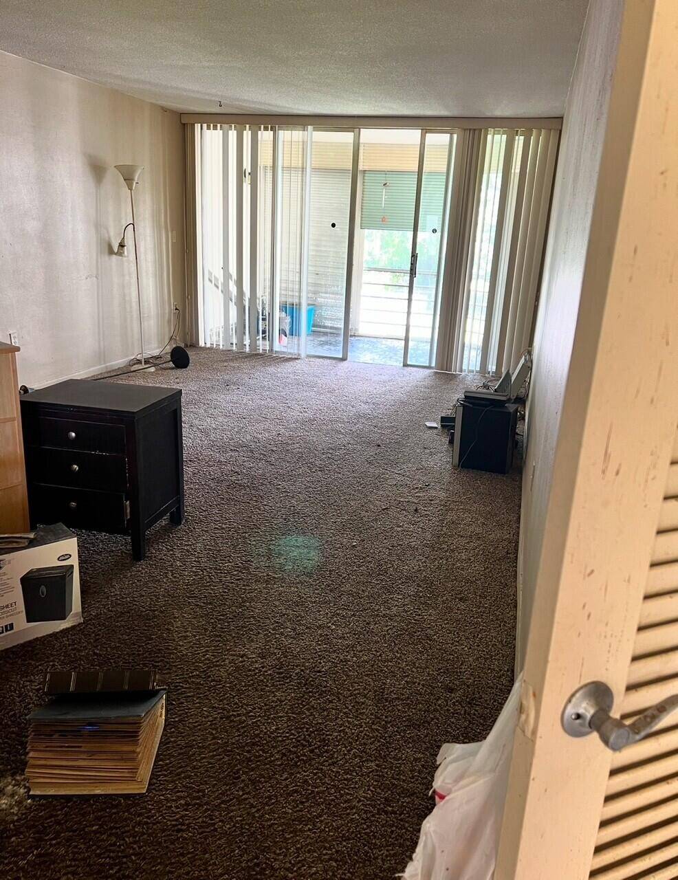 CASH DEAL DUE TO CONDO RESTRICTIONS.