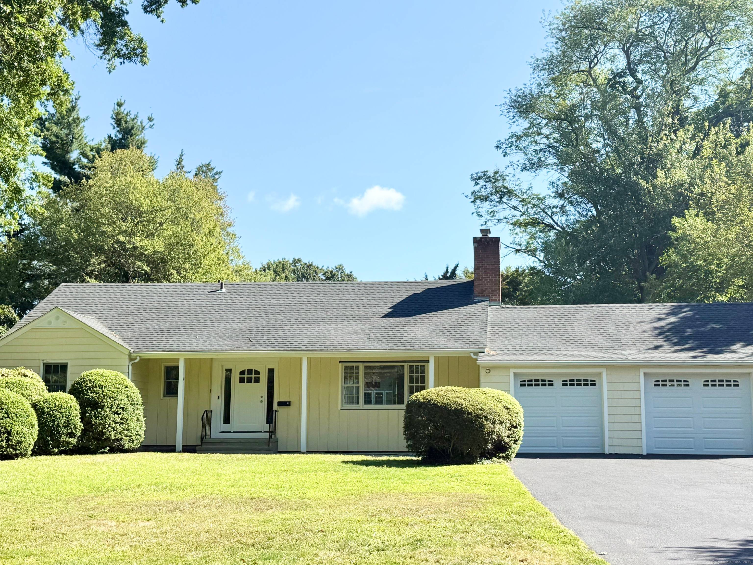Welcome to this beautifully maintained home located in the highly sought after Tanaka Park.