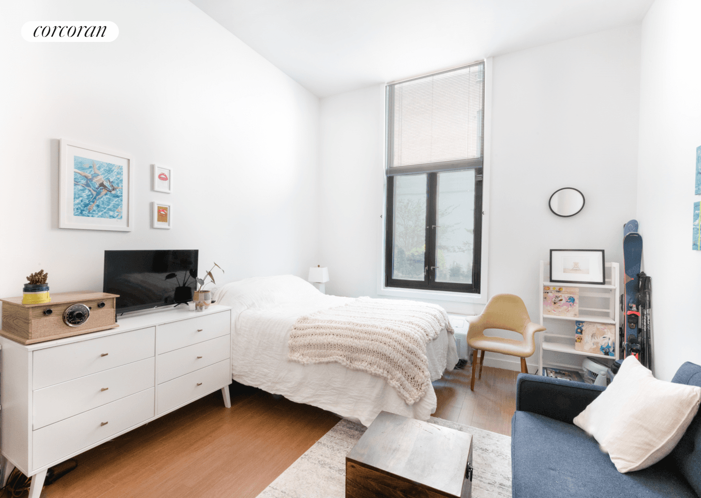 Studio Loft Apartment in a Condo Building in Greenpoint, Brooklyn.