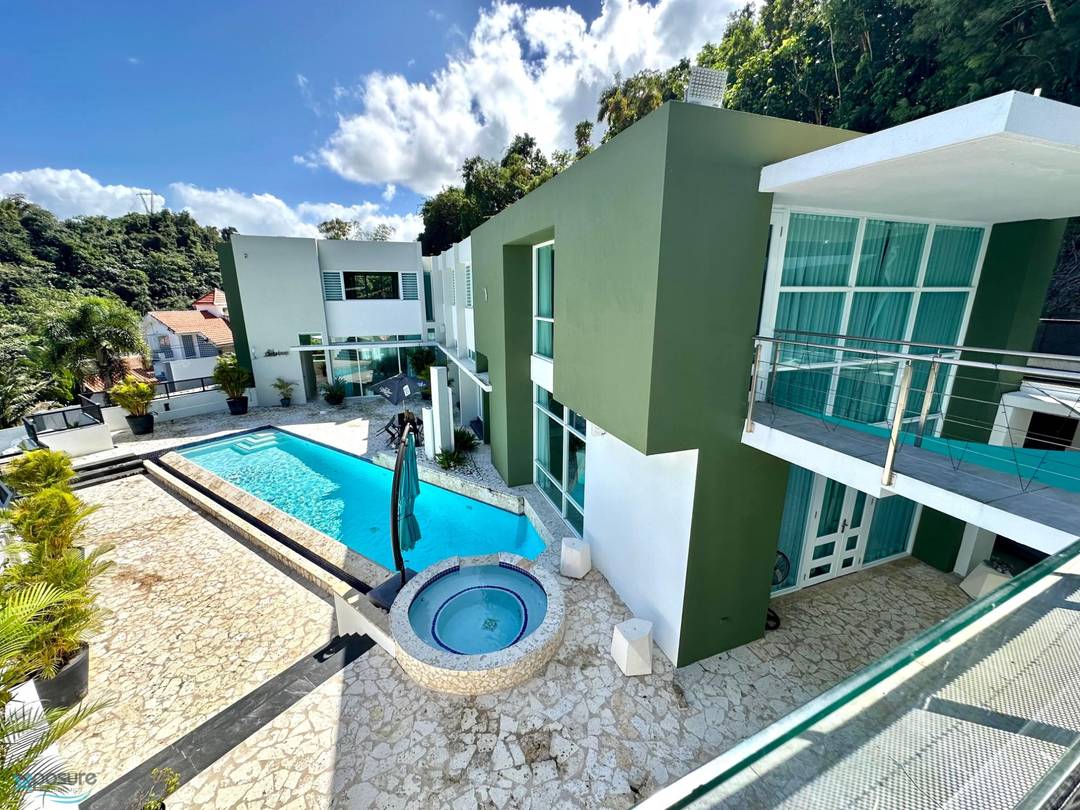 QUINTAS DE BEVERLY HILLS House Guaynabo