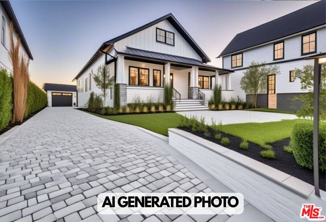 1207  S Harvard Blvd 2BR La