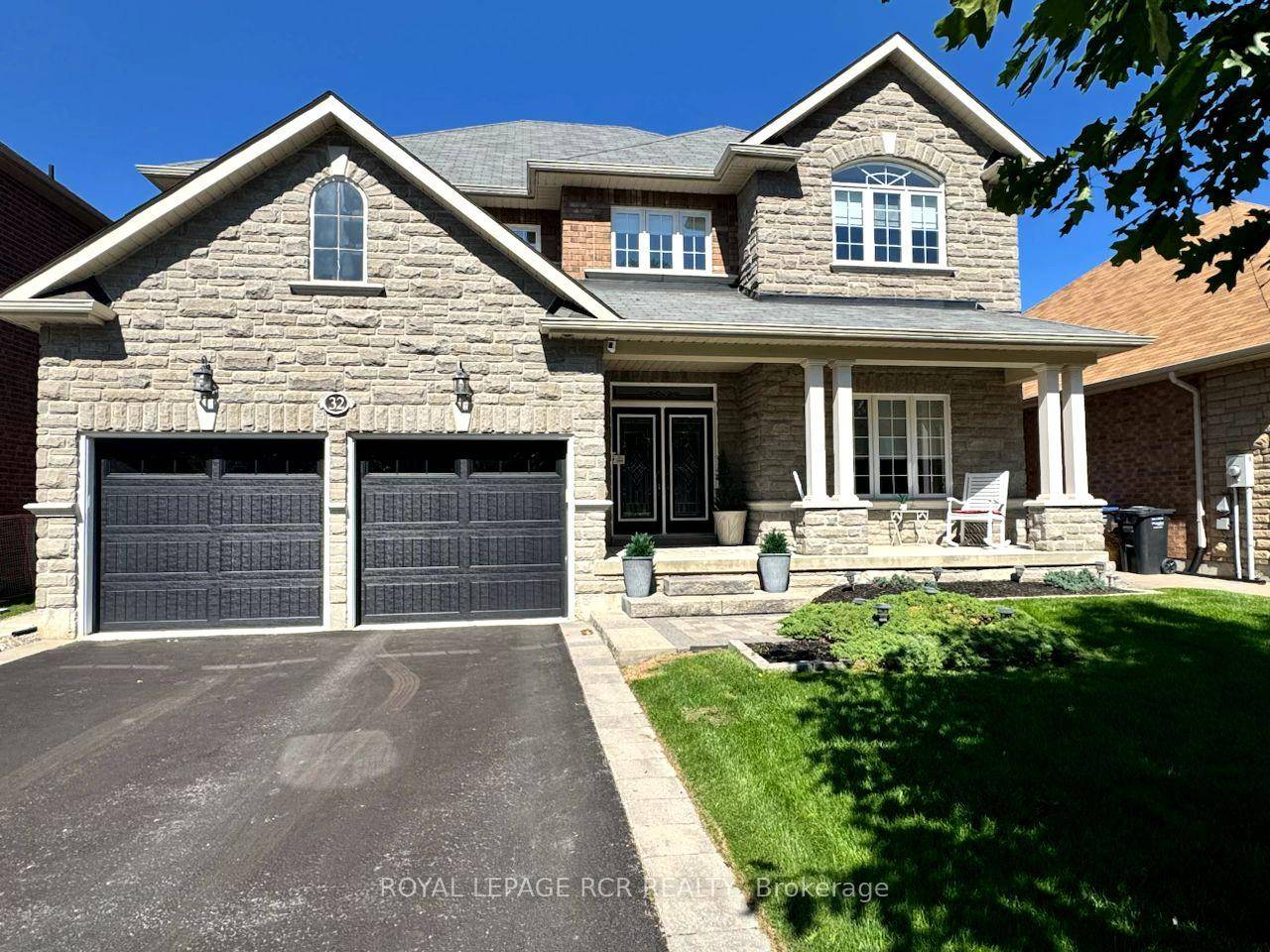 Stunning Turn Key 4 Bedroom Home in Caledon East Tucked on a quiet crescent, this meticulously maintained home offers nearly 3, 500 sq.