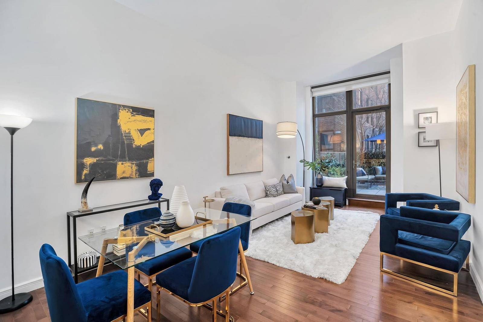PRIVATE OUTDOOR GARDEN OASIS in Luxury Doorman Full Service Condo !
