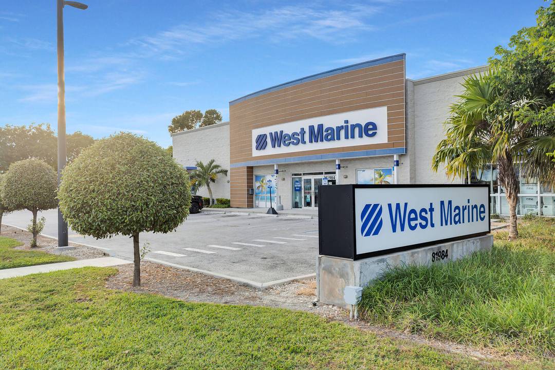 Exceptional Islamorada, Florida Keys commercial investment opportunity.