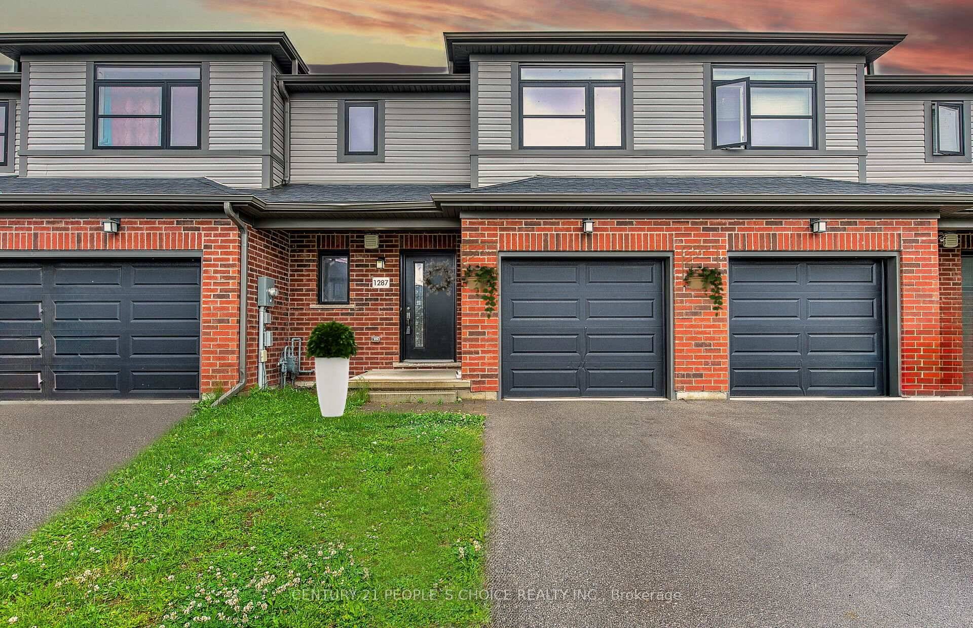 FREE HOLD Townhouse with finished basement done by builder with 3 PC Ensuite.