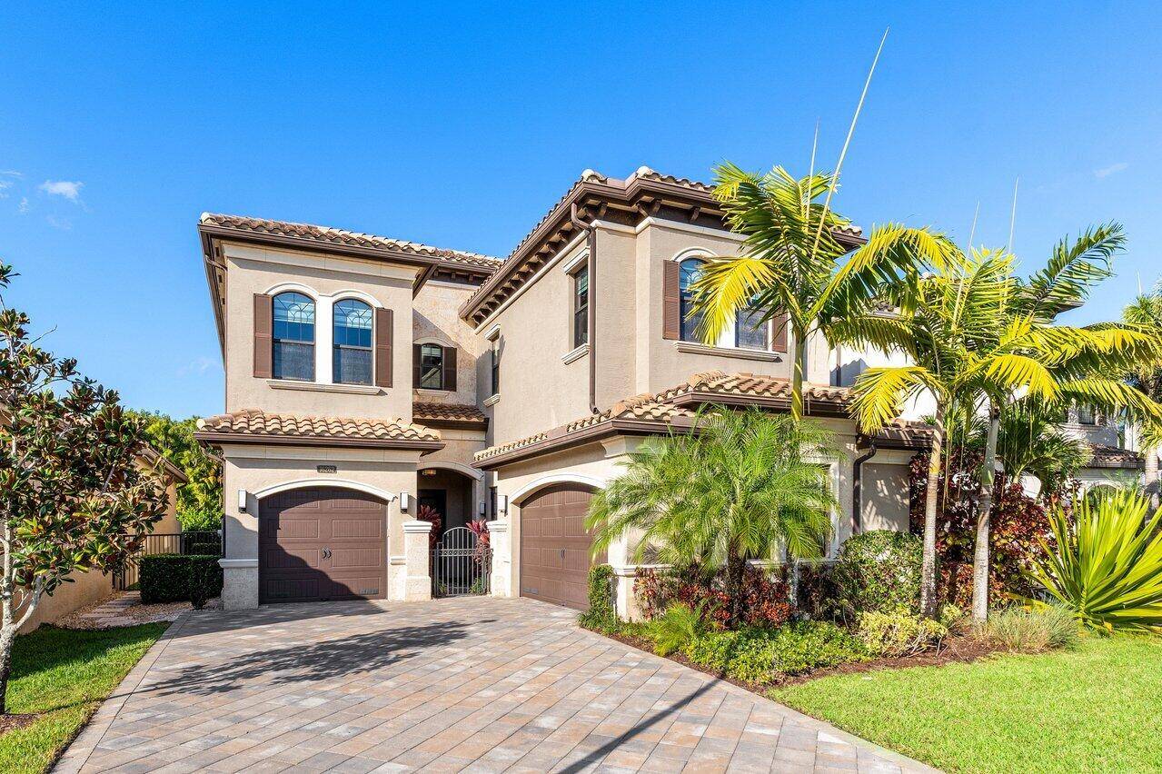 Welcome to the Seven Bridges, one of the most exclusive communities in Delray Beach !